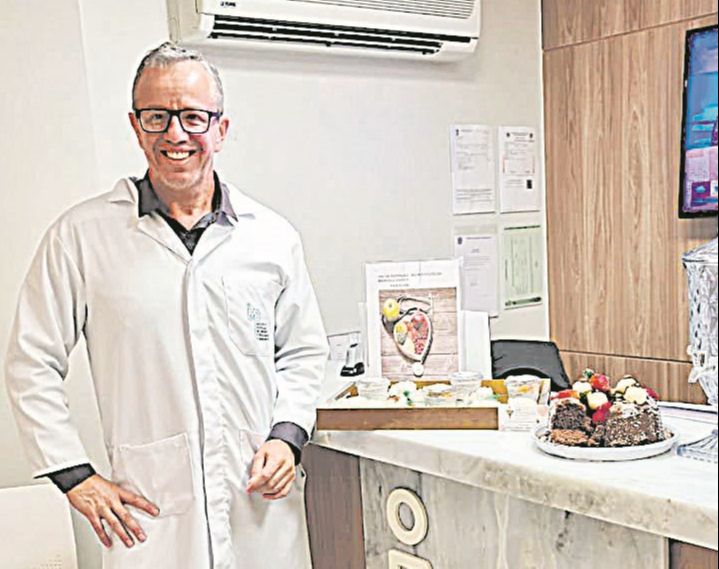 “É como operar em casa. Aqui encontro pontualidade e competência das equipes de enfermagem e de anestesiologia” - Marcelo Daher, proctologista