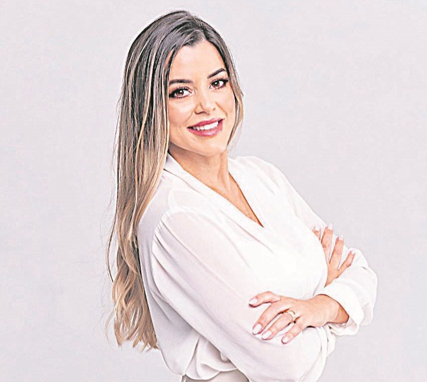 A nutricionista Milena Holanda diz que, além do tratamento convencional com medicamentos e psicoterapia, é indicado também acompanhamento nutricional