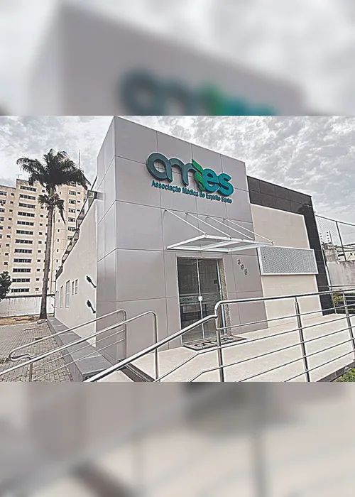 Imagem ilustrativa da imagem Médicos contam como foi a travessia pela pandemia