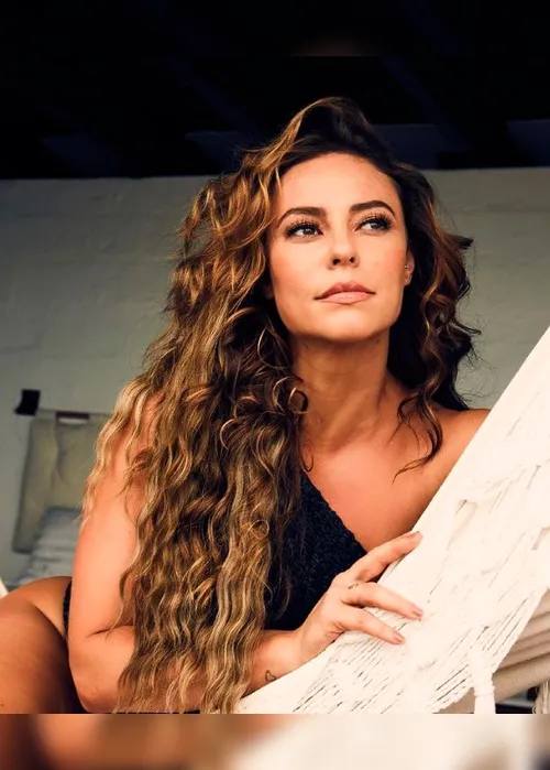 Imagem ilustrativa da imagem Paolla Oliveira desmente fake news sobre prostituição: 'Não vão me calar'