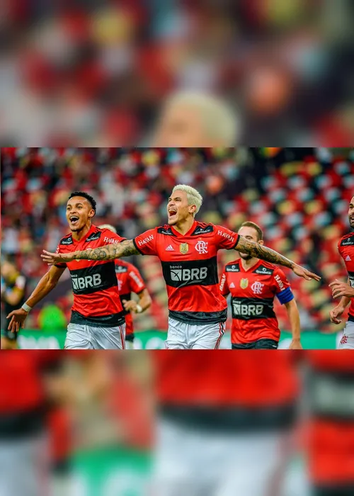 Imagem ilustrativa da imagem Com volta da torcida ao Maracanã, Flamengo bate Grêmio e vai à semi da Copa do Brasil