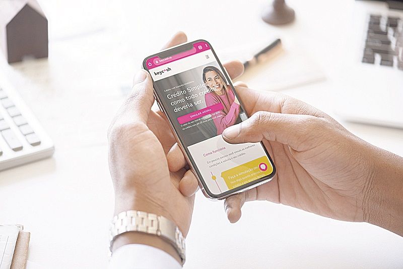 Acesso a banco digital para obter crédito imobiliário pelo telefone celular (Foto: Divulgação)