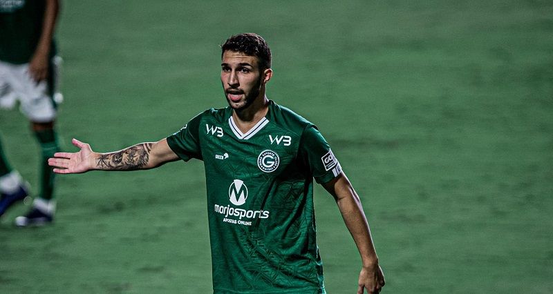 Henrique Lordelo é jogador do Goiás (Foto: Reprodução/Facebook)
