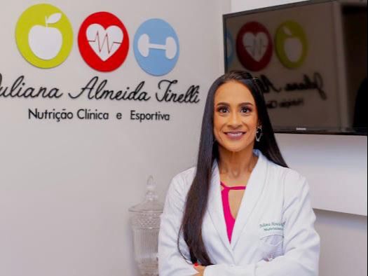 "Em dietas restritivas e de seletividade extrema, não ocorre mudança de hábito alimentar", Juliana Tinelli, nutricionista. (Foto: Acervo pessoal)