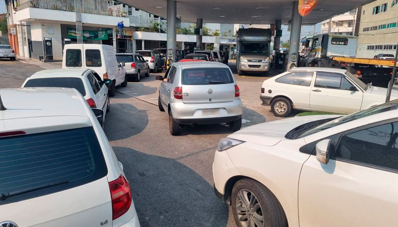 Procura para abastecer o carro aumentou em Guarapari (Foto: Roberta Bouguignon / AT)