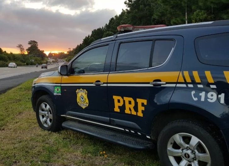 Viatura da PRF (Foto: Divulgação PRF-ES)