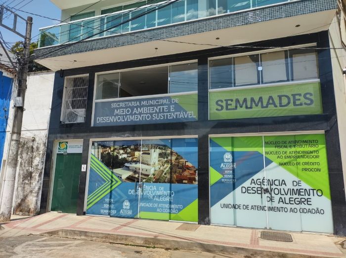 Prédio foi invadido por bandidos (Foto: Divulgação / Prefeitura de Alegre)