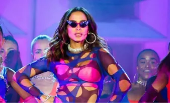 Imagem ilustrativa da imagem Anitta enfrentará ação movida por constranger fã