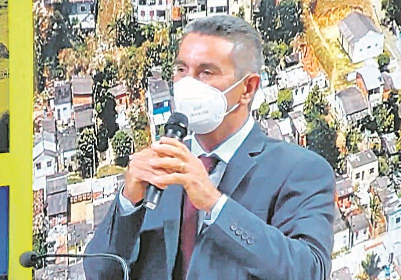 Ailton Caffeu (Cidadania) tomou posse como prefeito de São Mateus no domingo (3), em cerimônia realizada na Câmara Municipal. (Foto: Reprodução vídeo)