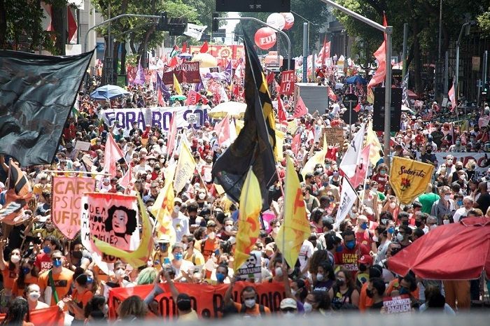 Manifestantes em ato no Rio de Janeiro (Foto: Vitor Vogel)