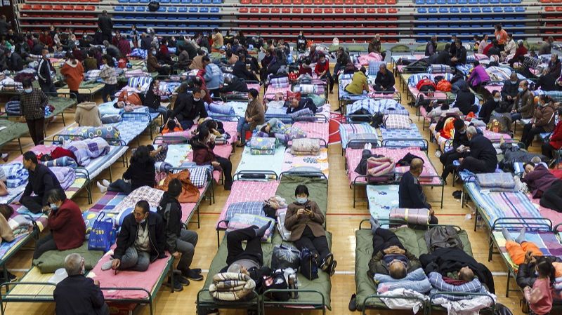 Abrigo foi improvisado para receber moradores que tiveram de deixar suas casas por conta das enchentes (Foto: Divulgação/ AT)