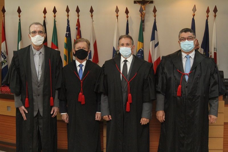 Dair Bregunce, Fabio Clem, Carlos Simões e Robson Albanez foram eleitos para a mesa diretora do TJ (Foto: Leone Iglesias/AT)