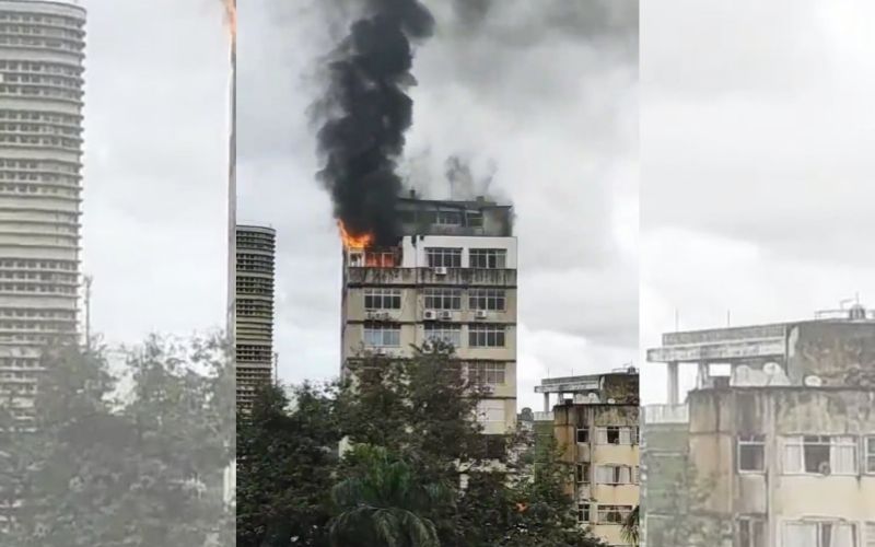 O fogo teria começado em um dos últimos andares do prédio e as chamas se alastraram pelo imóvel (Foto: Reprodução/ Redes Sociais)