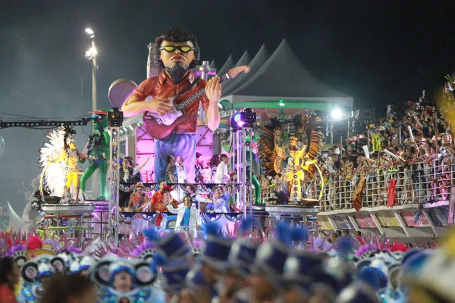Confira a galeria de fotos do desfile da Boa Vista