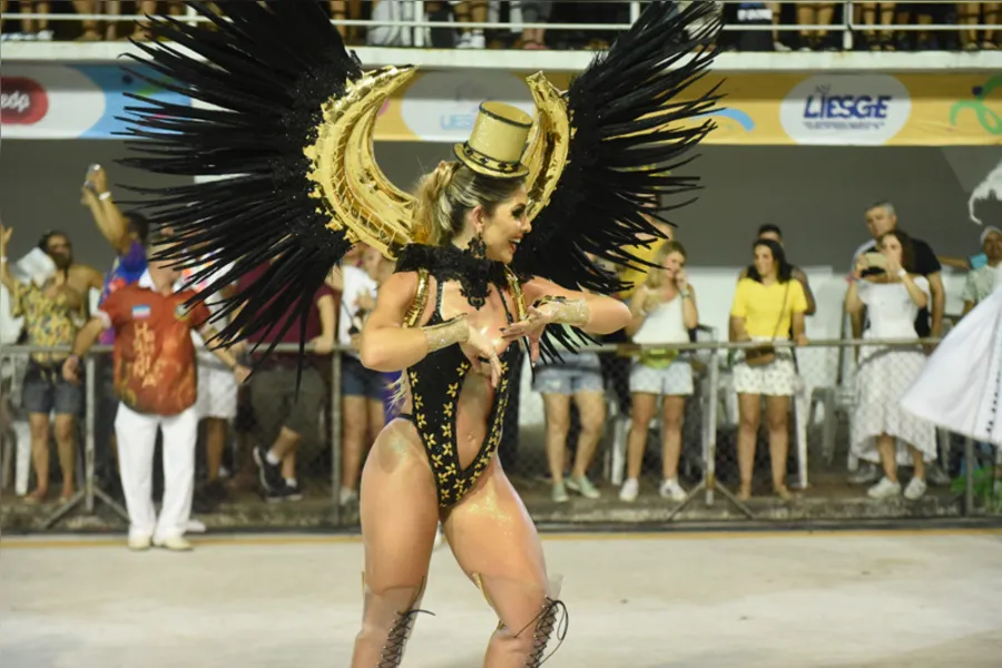 Confira a galeria de fotos do desfile da Boa Vista