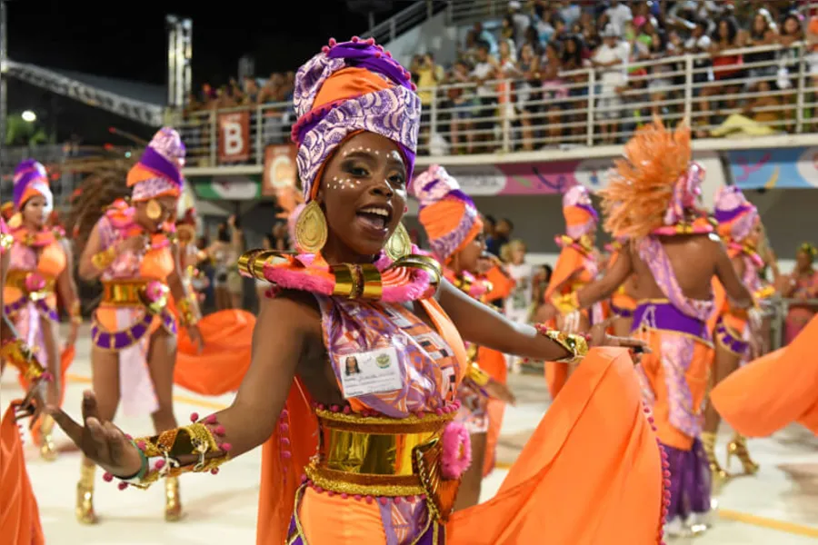 Confira a galeria de fotos do desfile da Unidos da Jucutuquara