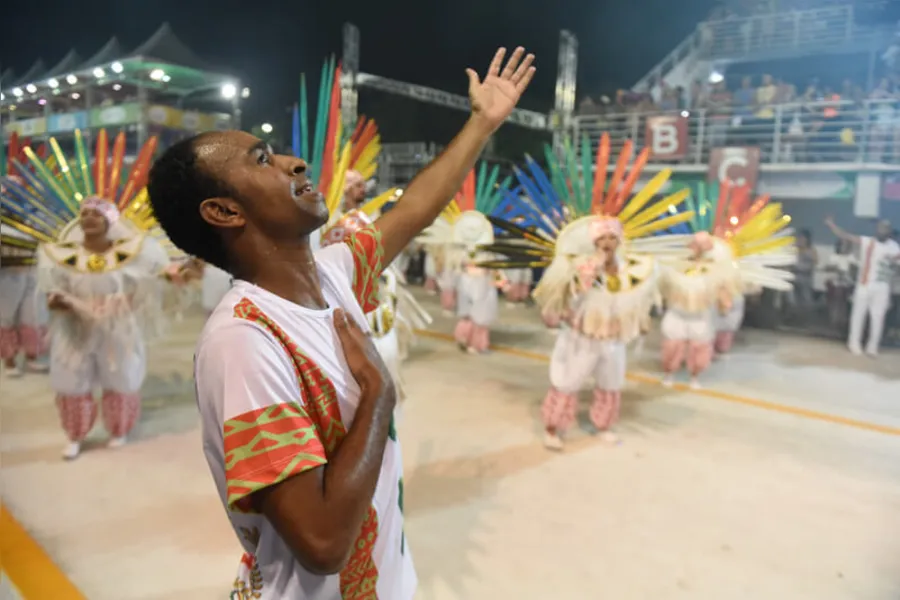 Confira a galeria de fotos do desfile da Unidos da Jucutuquara